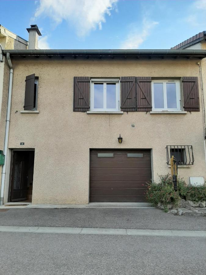 Agréable maison en bord de Loire Bas-en-Basset Esterno foto